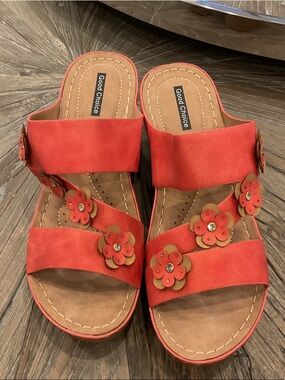 Good Choice Women's Coral Floral Slide Sandals